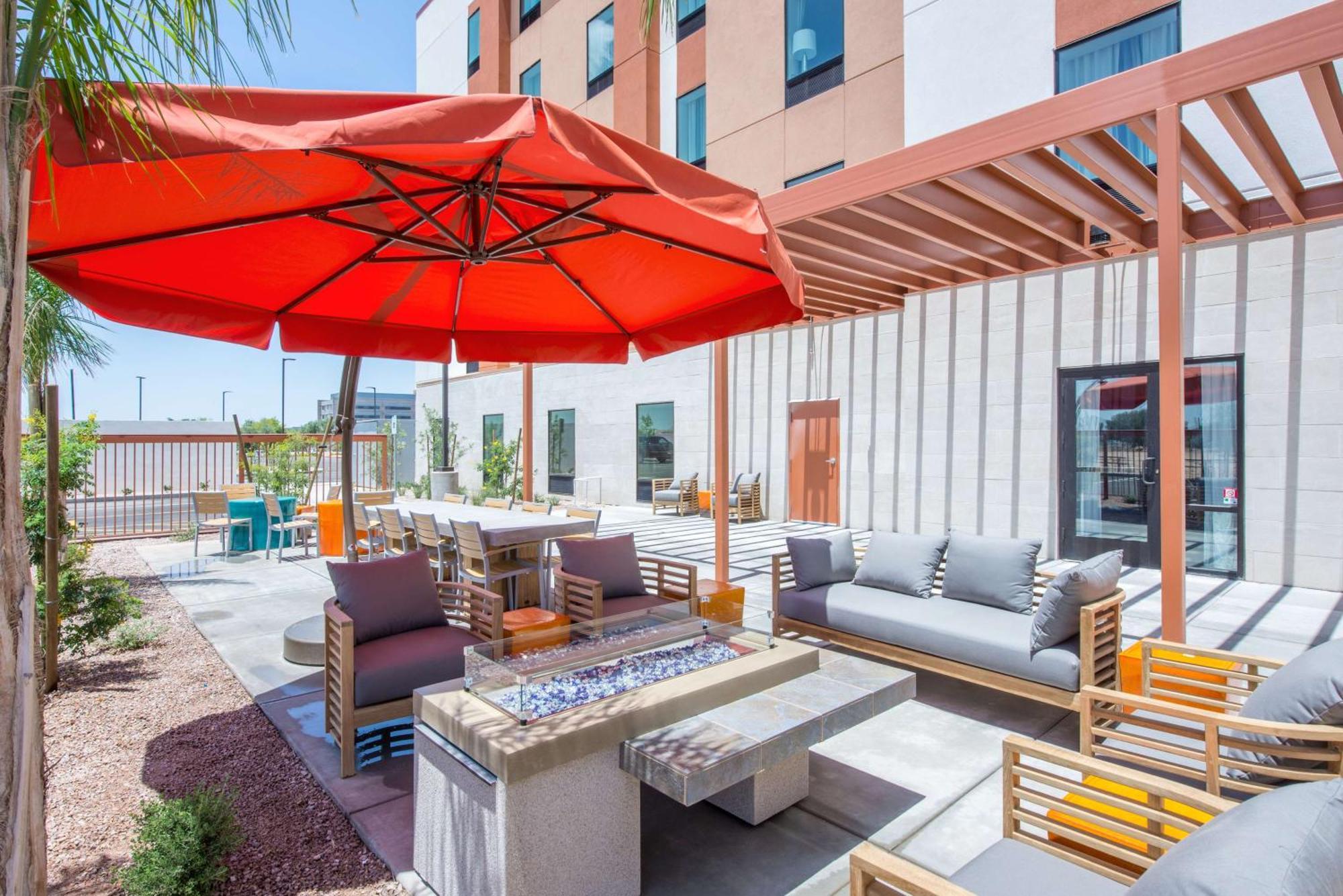 Hampton Inn & Suites Phoenix - East Mesa In Gilbert Eksteriør bilde
